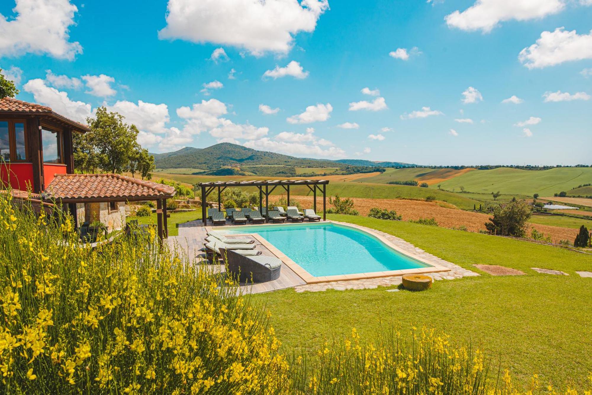 タルクイーニア Casale Poggio Nebbiaヴィラ エクステリア 写真